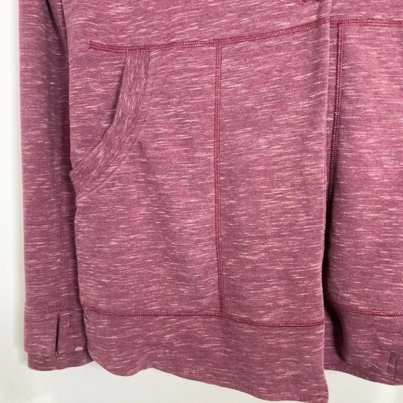 LULULEMON | FIND YOUR CENTRE WRAP IN RUST BERRY - Picture 10 of 16